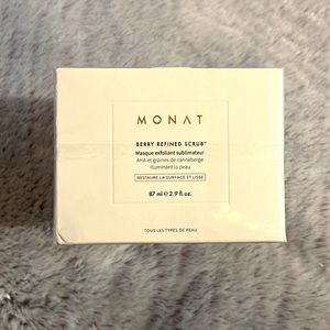 *NWT*MONAT BERRY REFINED SCRUB Perfecting Exfoliator Mask
